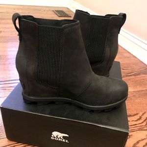 Black Sorel Wedge boots